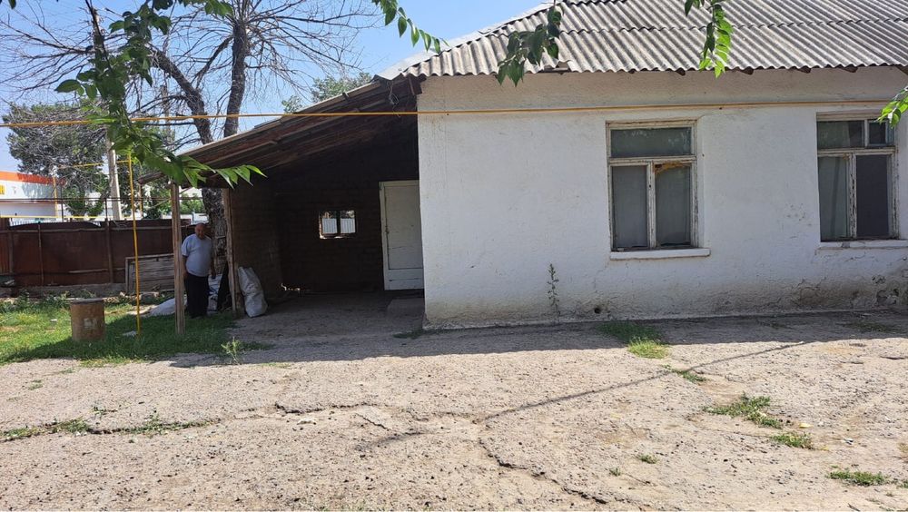 Уй сатылады 2 бөлмелі