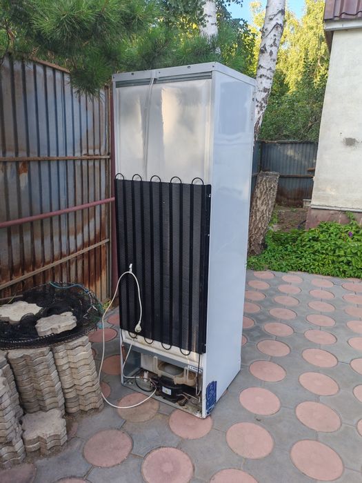 Холодильник Indesit