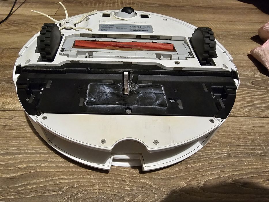 Robot de aspirare Roborock S7, WiFi, 68W, aspirator si mop, navigatie