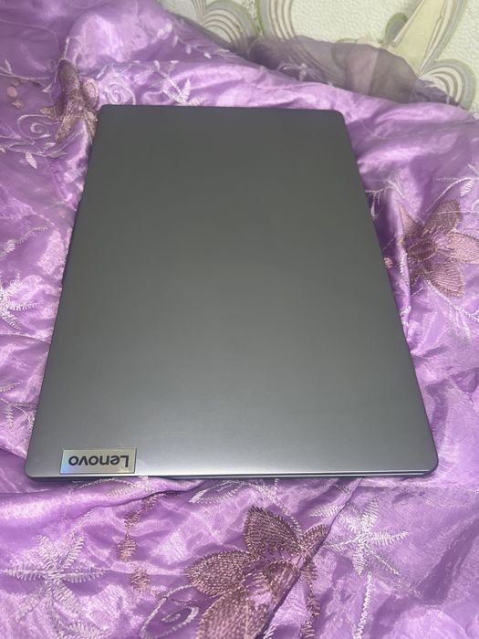 Нотбук Lenovo ldeaPad Slim 3 15IRU 8