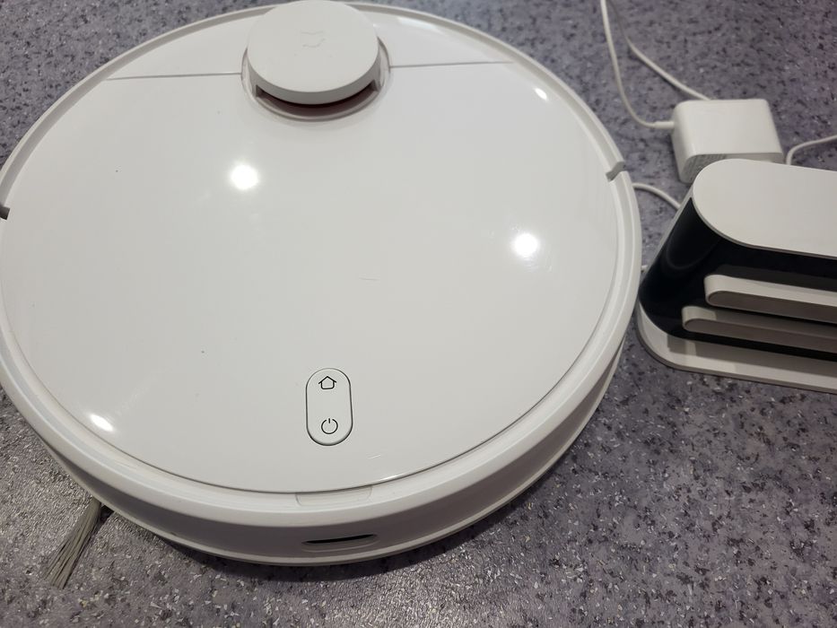 Продам пылесос xiomi mi robot vacuum mopp