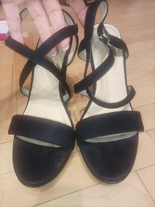 Дамски обувки по 10лв