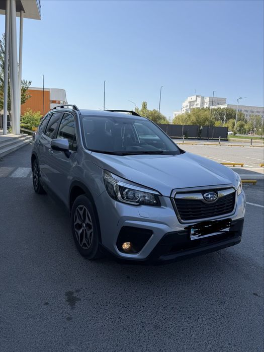 Автомобиль Subaru