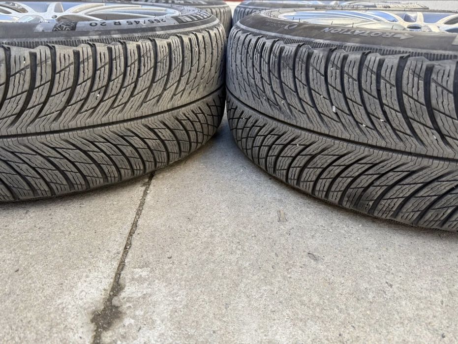 Vand 4 panvelope iarna Michelin Pilot Alpin 5 SUV 255 45 R20 in stare foarte buna
