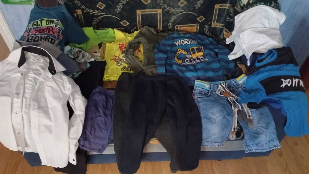 Продам одежду на мальчика б/у