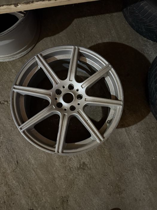 Jante 19 8.5J ET24 5x120 - 3 drepte + 1 indoita