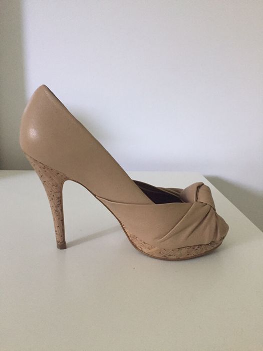 Pantofi eleganti din piele naturala