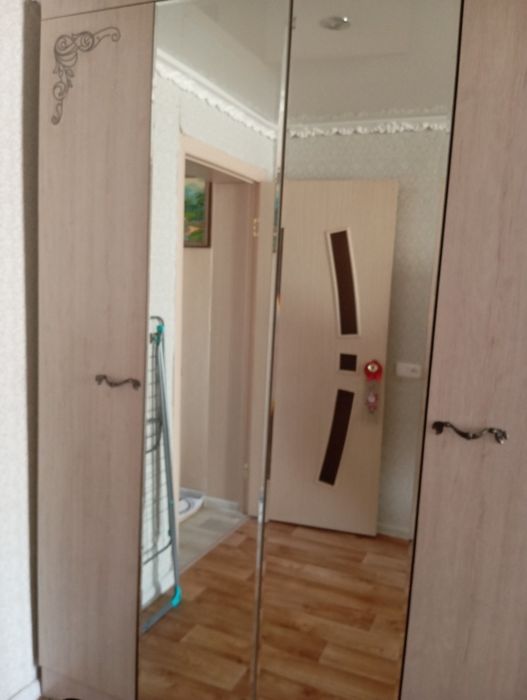 Продам гарнитур спальный