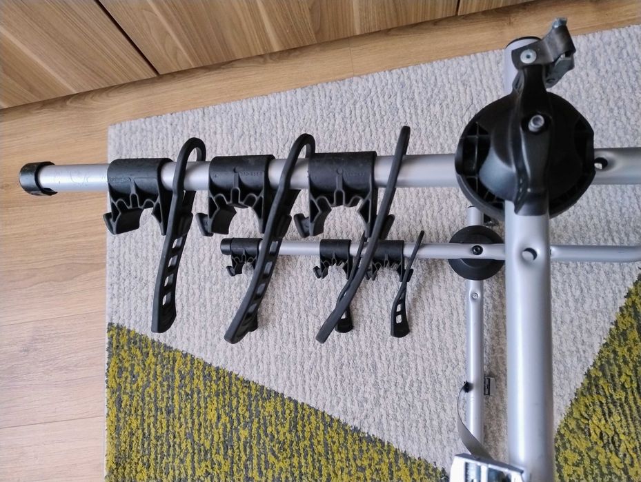 Suport biciclete Thule Iași prindere chingi