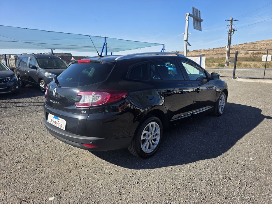 RENAULT Megane 2015 — imagine 3