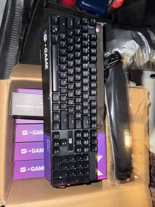Продам клавиатуры Hyper x GameX и мышьку и стабилизатор