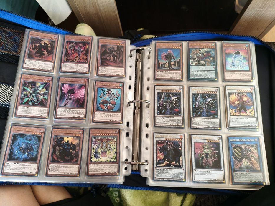 Yu gi oh карти много