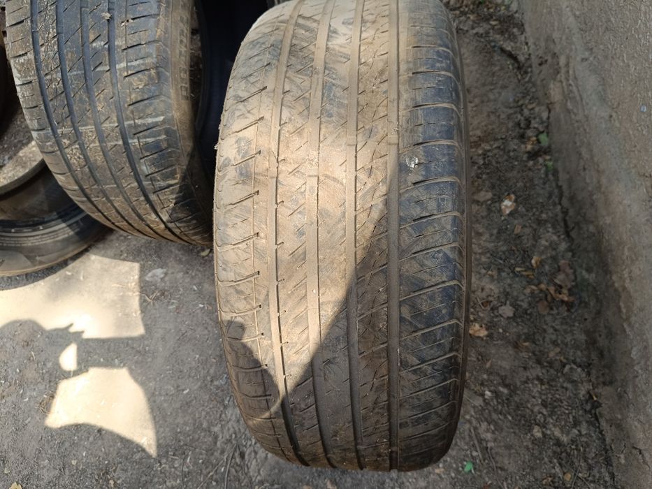 Продам шины 285/50 R20