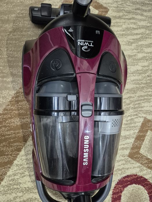 Пылесос Samsung с годовой гарантией