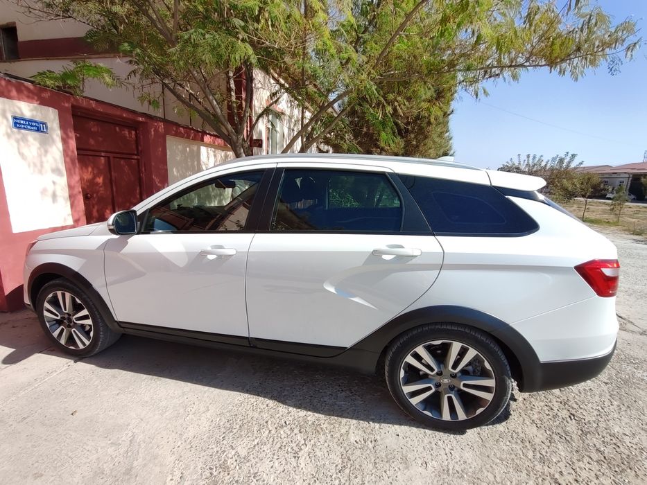 Lada vesta SW cross 1.6 nissan motor