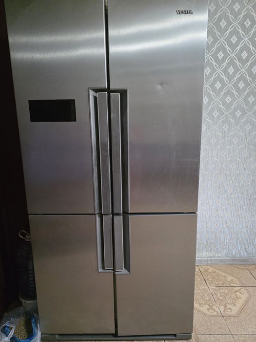 Холодильник б/у.