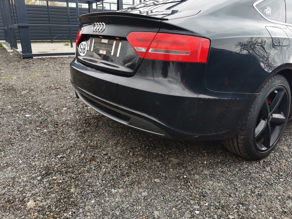 aripa spate audi a5 2010