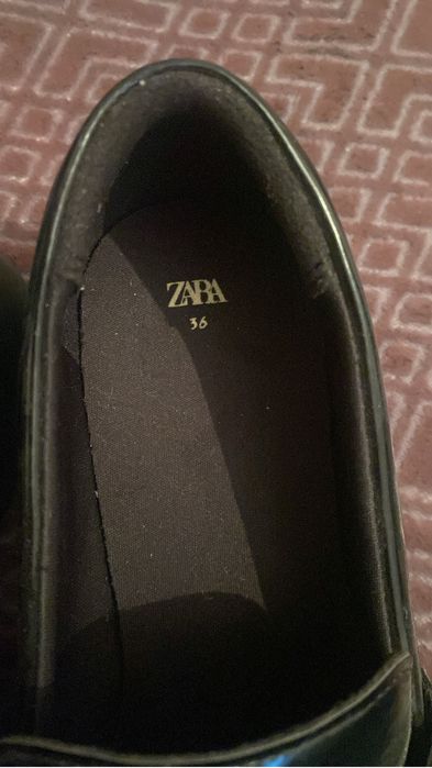Продам туфли для девочки