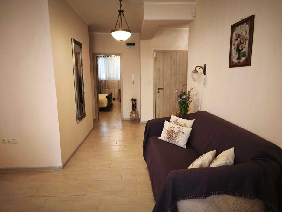 Продава се Тристаен апартамент в Варна, Бриз - 130 кв.м за 1847 €/кв.м - Снимка #11