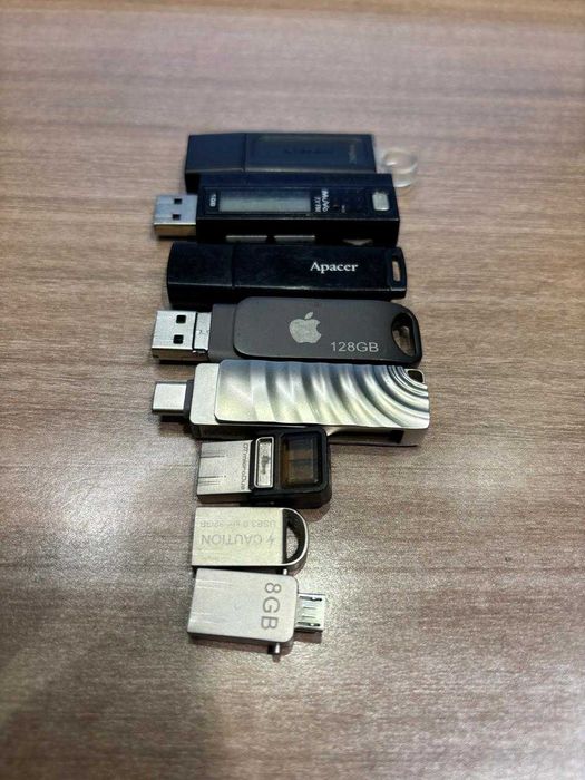 продам флеш-накопители