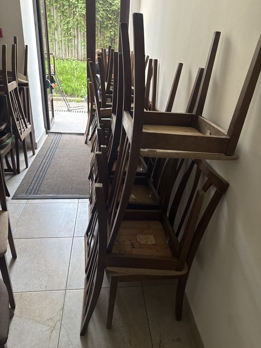 Стуля 1000 тенге