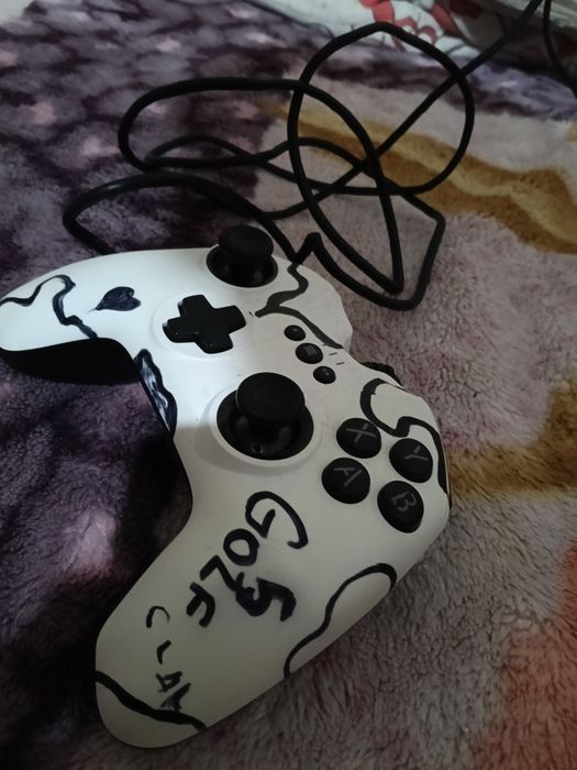 Vând Controler,stare perfectă