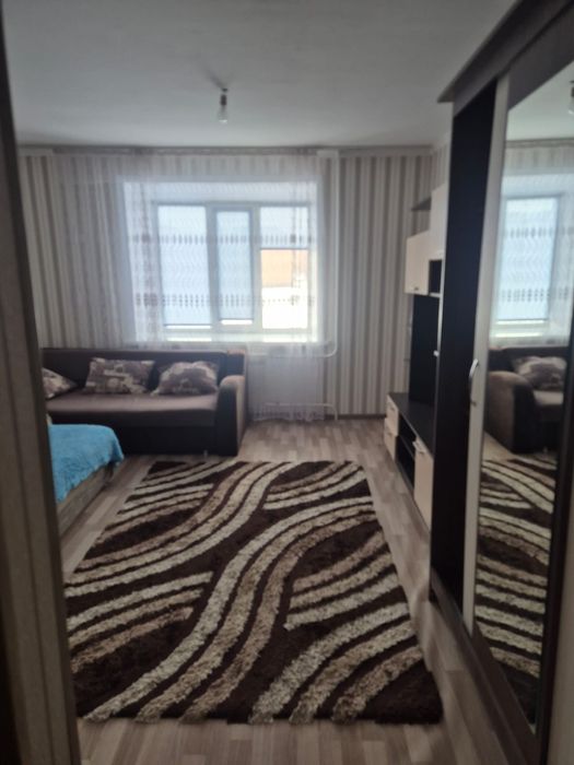 Продам с мебелью