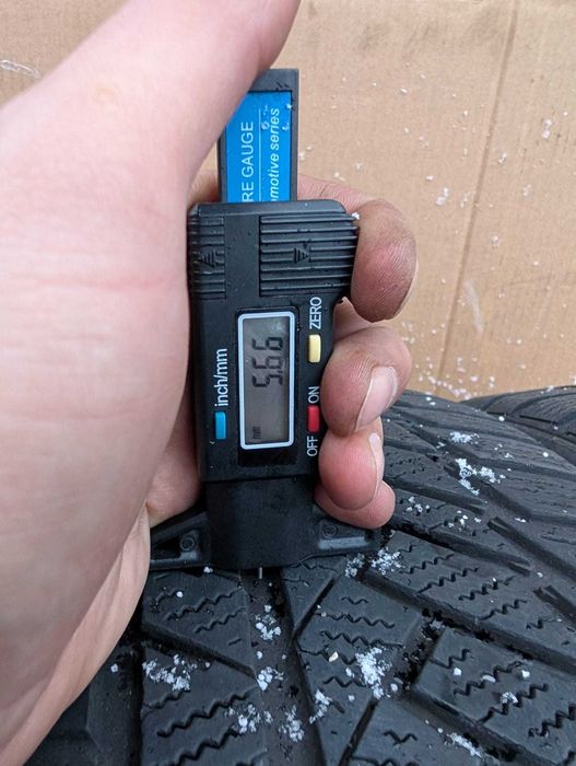 4 anvelope iarna Continental WinterContact 235 40 R19 96V