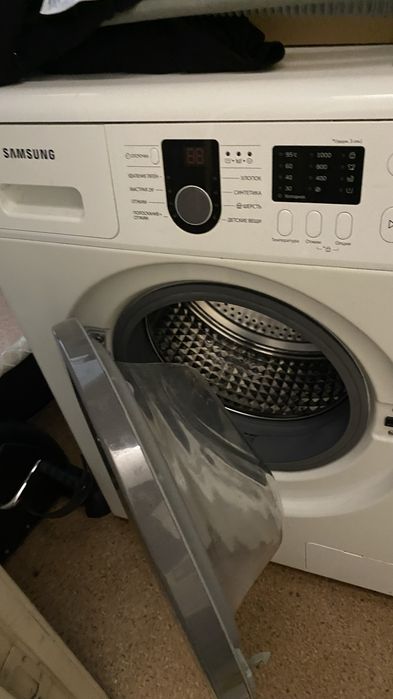 Продам стиральную машину