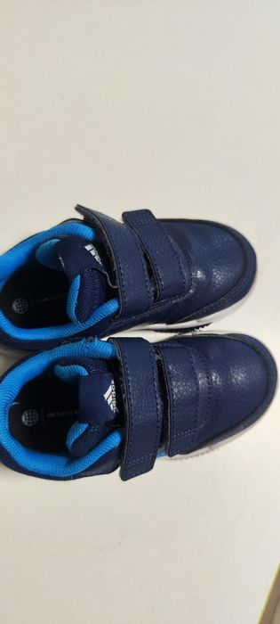 Детски маратонки Adidas 25