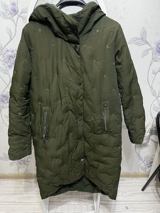 Продам женскую куртку. Зима.