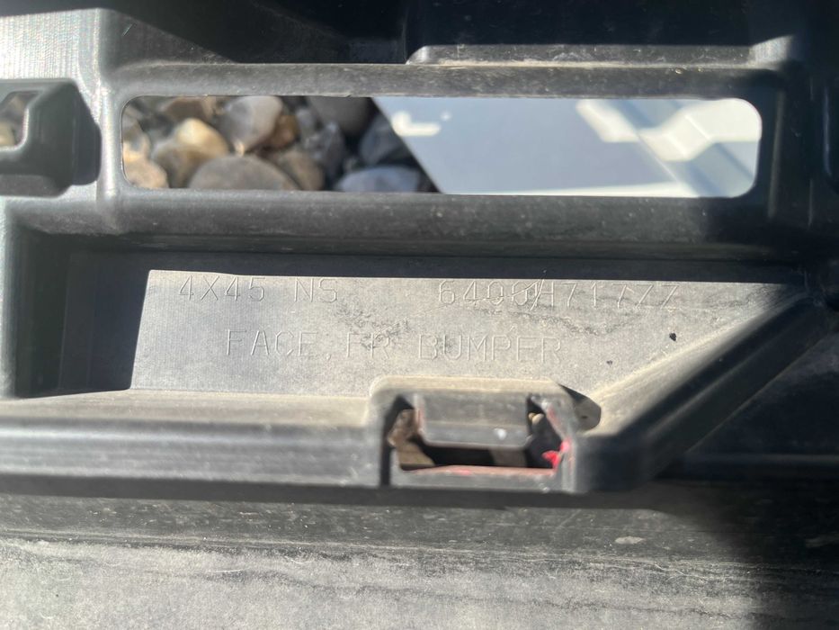 Bara fata cu senzori si stropitori Mitsubishi Eclipse Cross 6400H717ZZ