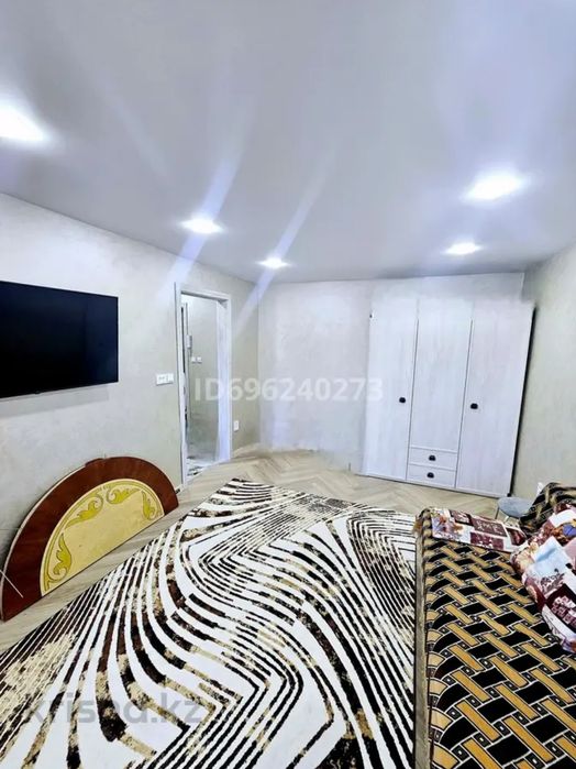 Продам 1 ком.кв. в центре