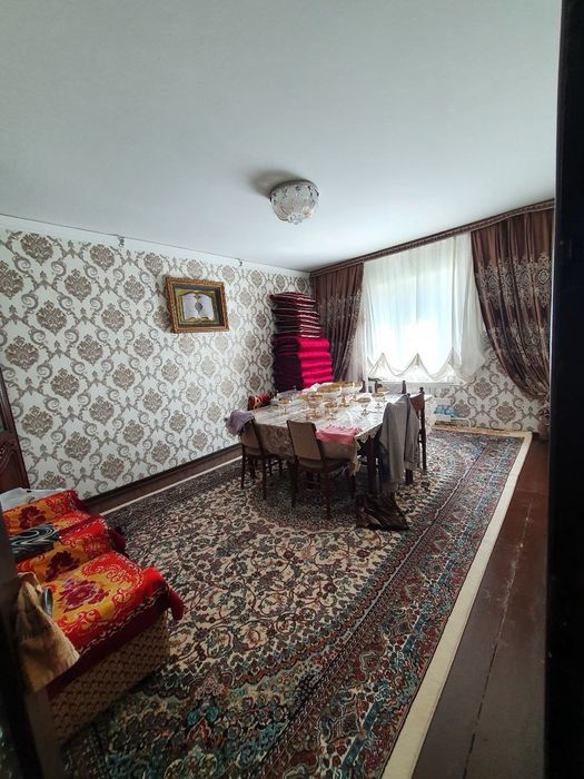 Bel tepa da 1-etaj 5 xona 6 xona qilingan uy sotiladi