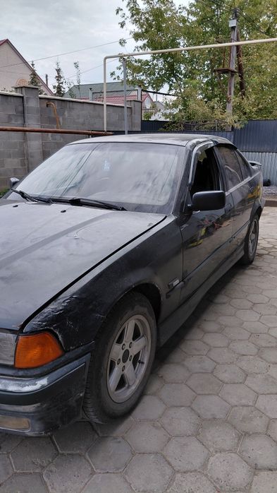 Продам БМВ Е 36 М50Б20