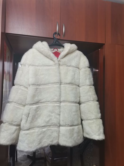 Продам искусственную шубу.