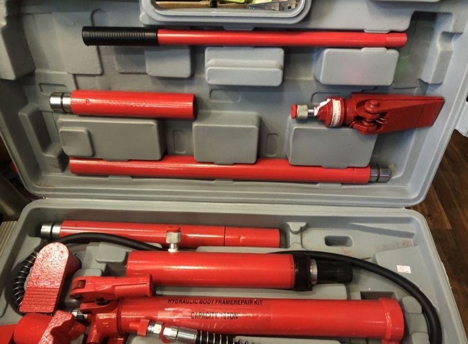 Хидравлична Разпъвачка Тенекеджийска 10 тона STAHLMAYER