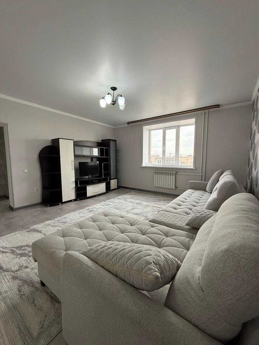 Продается полноценная 2 комн кв Осипенко,1к3