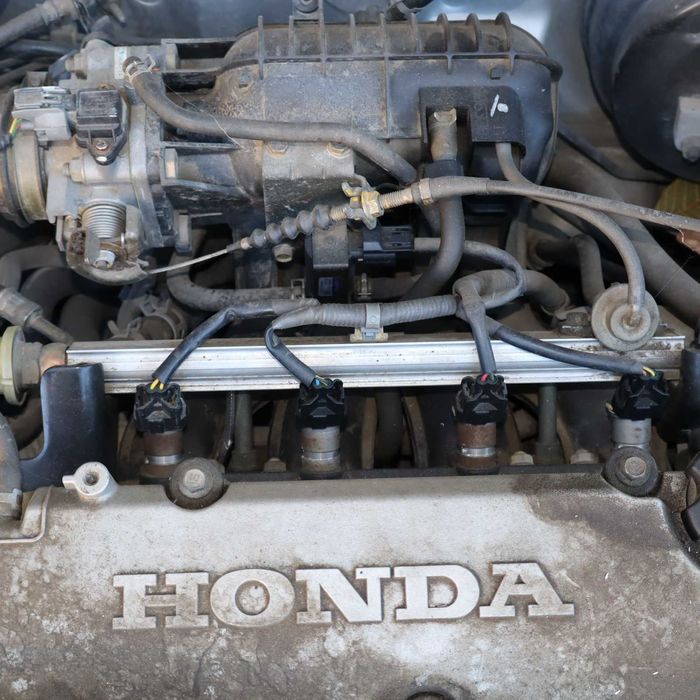 Бензинови дюзи за Хонда Сивик 1.4 16В 90 к.с.99 год.хечбек