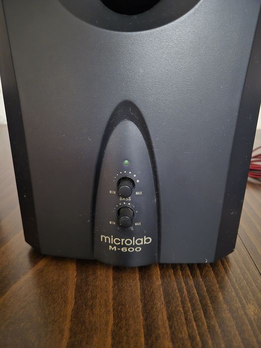 Колонки Microlab M-600 с сабвуфером