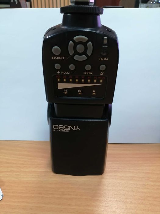 Вспышка на фотоаппарат