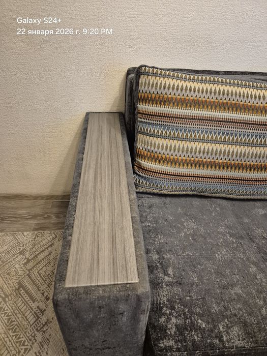 Продам  хороший диван