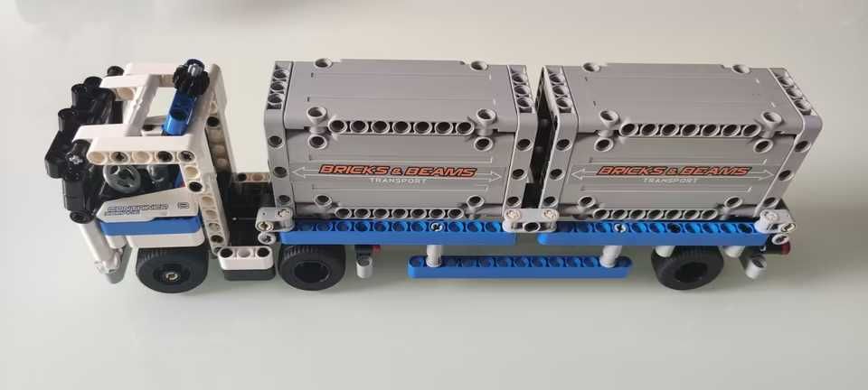 Lego Tehnic 42062 : Container Yard