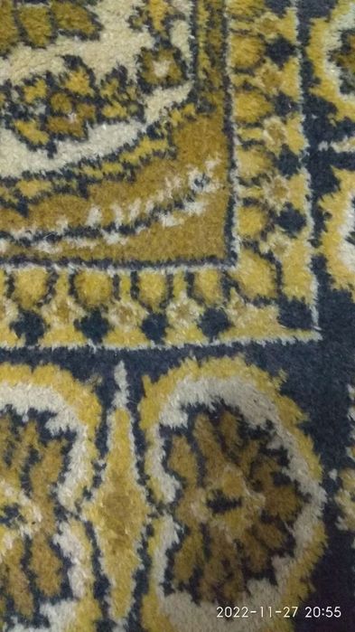 Ковер шерстяной в хорошем состоянии