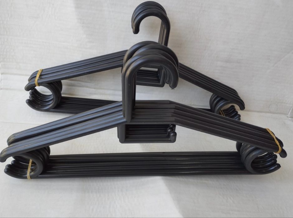 Набор вешалок 6 шт черный