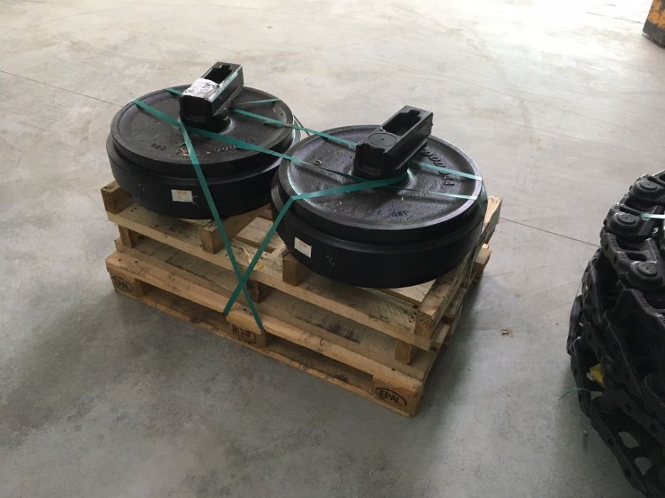 Roti dintate / sprocket pt. Excavatoare Caterpillar 345 pe stoc