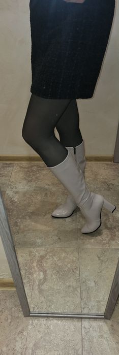 Чисто нови и неизползвани елегантни ботуши