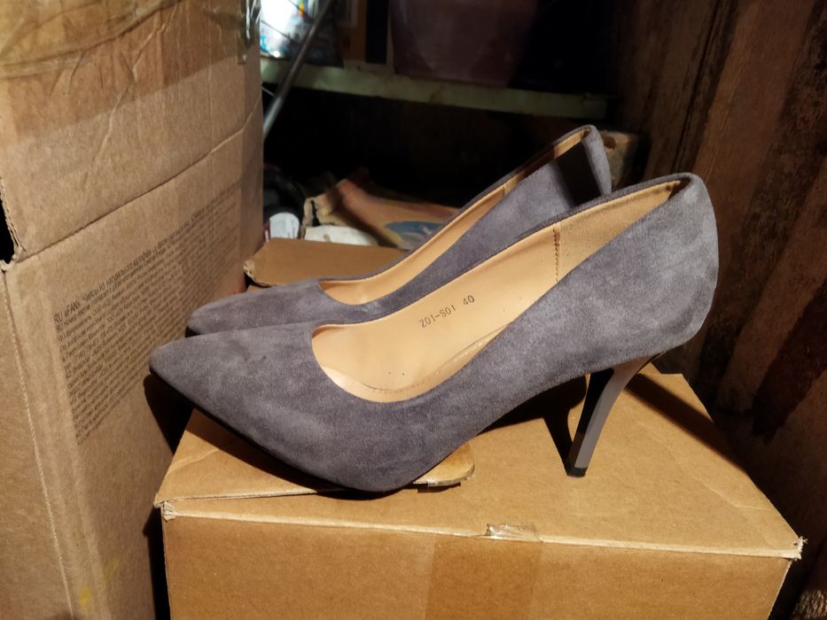 Продам новые туфли