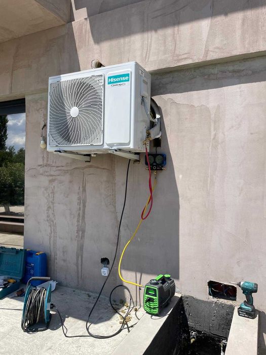 Aer conditionat 12000 btu. Montaj CLIMA, igienizări, mentenanță , încărcări cu freon