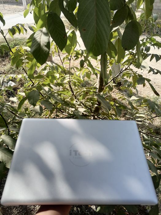 Noutbuk ishlashiga 1 oy garantiya beraman